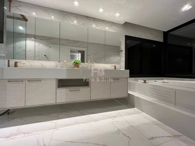 RESIDÊNCIA DE ESQUINA NO CONDOMÍNIO SENSE - LUXO E REQUINTE: 56ª foto da galeria de imagens do imóvel