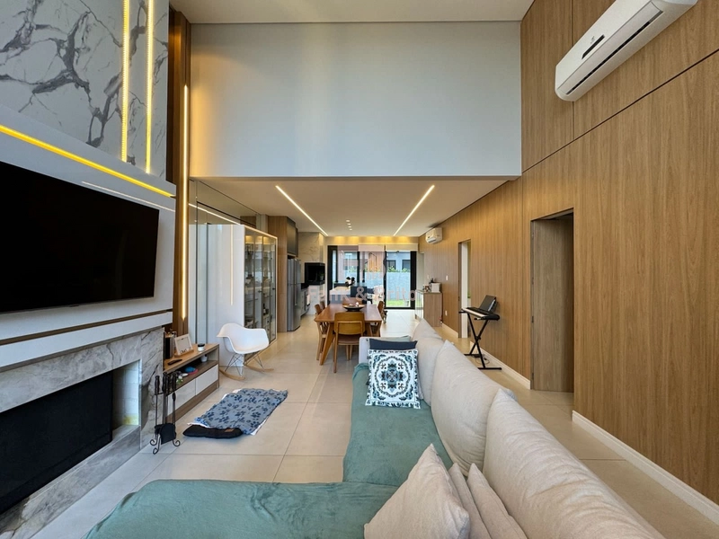 CASA TÉRRA  A VENDA EM CONDOMÍNIO FECHADO: 5ª foto da galeria de imagens do imóvel