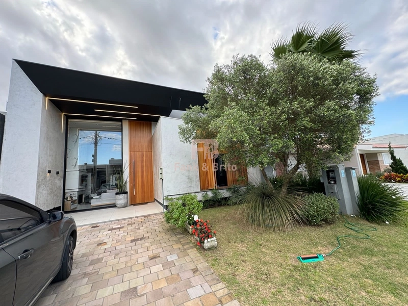 CASA TÉRRA  A VENDA EM CONDOMÍNIO FECHADO: 1ª foto da galeria de imagens do imóvel