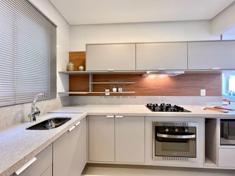 APARTAMENTO COM VISTA PARA O MAR À VENDA  EM CAPÃO DA CANOA: 20ª foto da galeria de imagens do imóvel