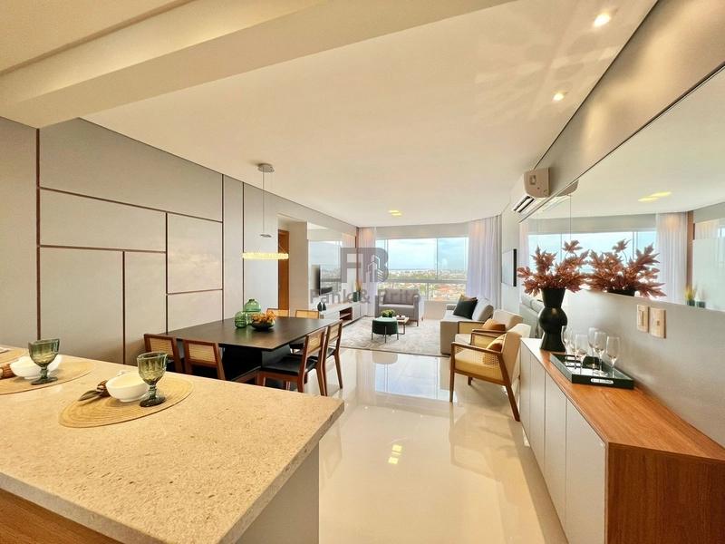 APARTAMENTO COM VISTA PARA O MAR À VENDA  EM CAPÃO DA CANOA: 2ª foto da galeria de imagens do imóvel