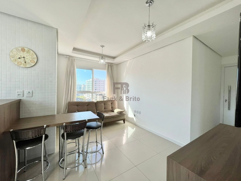 APARTAMENTO A VENDA A DUAS QUADRAS DO MAR: 7ª foto da galeria de imagens do imóvel