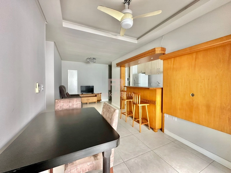 APARTAMENTO DE 2 DORMITÓRIOS A VENDA A POUCOS METROS DO MAR EM CAPÃO: 3ª foto da galeria de imagens do imóvel