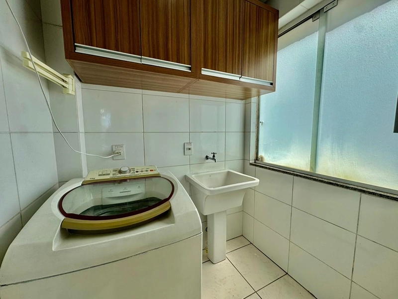 APARTAMENTO AO LADO DA PRAÇA FLAVIO BOIANOVSKI, POUCAS QUADRAS DO MAR!: 11ª foto da galeria de imagens do imóvel