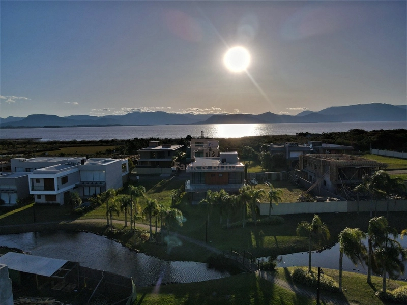 CAPÃO ILHAS RESORT, MANSÃO A BEIRA DA LAGOA DOS QUADROS: 24ª foto da galeria de imagens do imóvel