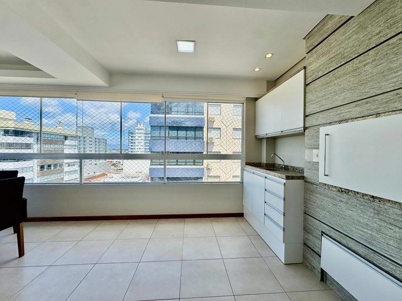 Apartamento com vista para o mar e serra: 7ª foto da galeria de imagens do imóvel