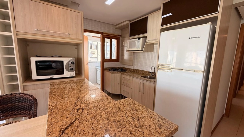 Apartamento com vista para o mar e serra: 8ª foto da galeria de imagens do imóvel