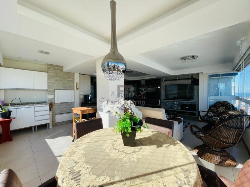 Apartamento com vista para o mar e serra: 2ª foto da galeria de imagens do imóvel