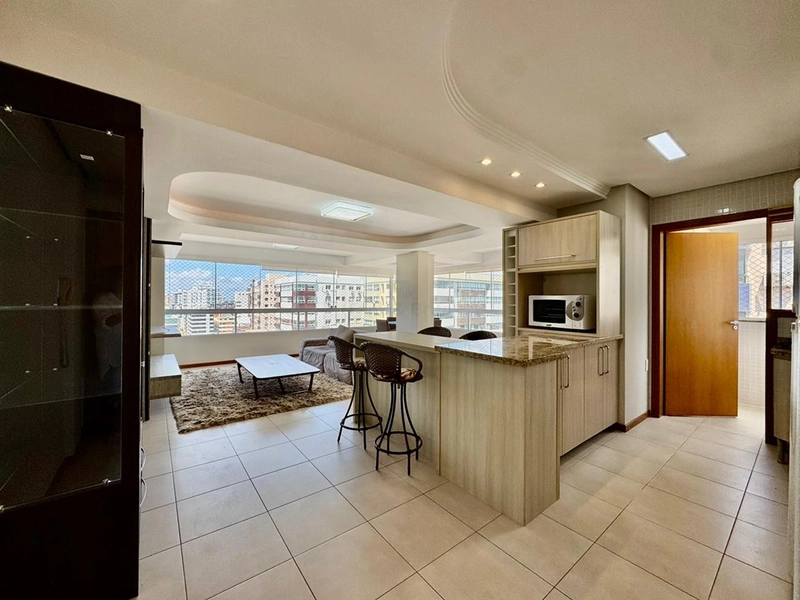 Apartamento com vista para o mar e serra: 2ª foto da galeria de imagens do imóvel