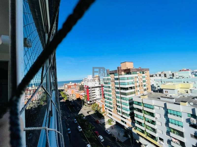 Apartamento com vista para o mar e serra: 9ª foto da galeria de imagens do imóvel