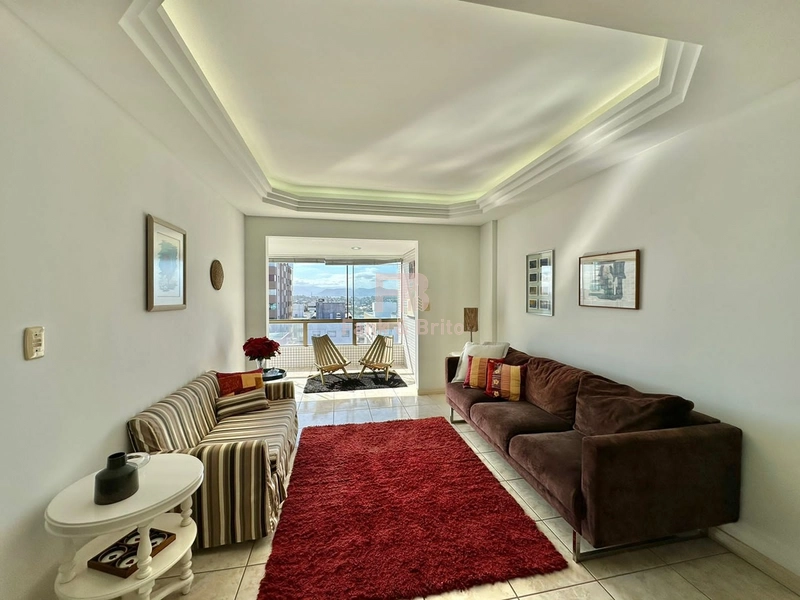 NO CORAÇÃO DE CAPÃO DA CANOA! Junto à praia, 02 box de garagem.: 3ª foto da galeria de imagens do imóvel