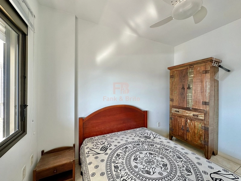 NO CORAÇÃO DE CAPÃO DA CANOA! Junto à praia, 02 box de garagem.: 20ª foto da galeria de imagens do imóvel