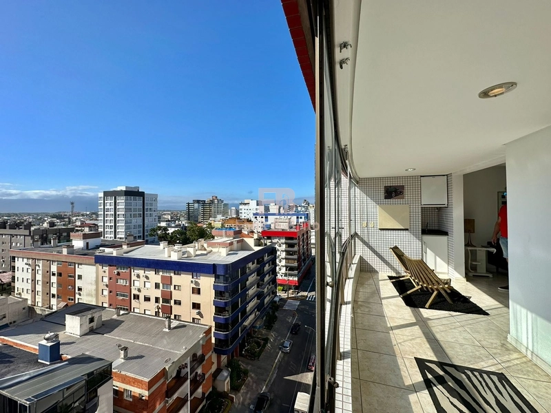 NO CORAÇÃO DE CAPÃO DA CANOA! Junto à praia, 02 box de garagem.: 10ª foto da galeria de imagens do imóvel