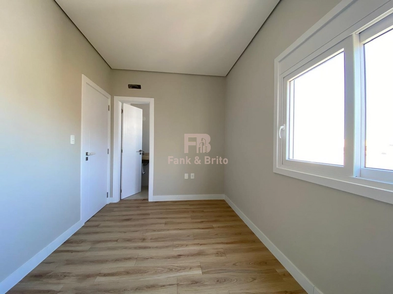 Apartamento novo, uma quadra do mar!: 8ª foto da galeria de imagens do imóvel