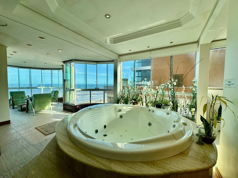 Apartamento com 4 dormitórios na beira mar em Capão da Canoa: 12ª foto da galeria de imagens do imóvel