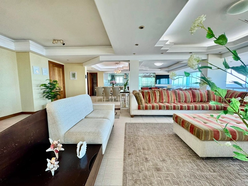 Apartamento com 4 dormitórios na beira mar em Capão da Canoa: 10ª foto da galeria de imagens do imóvel