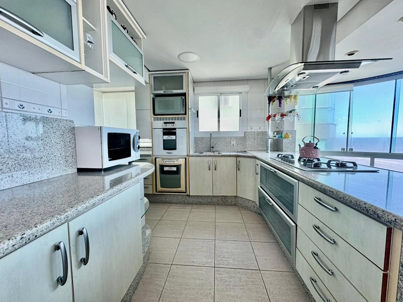 Apartamento com 4 dormitórios na beira mar em Capão da Canoa: 31ª foto da galeria de imagens do imóvel