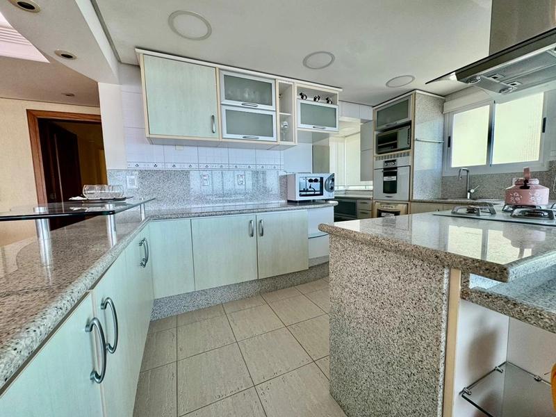 Apartamento com 4 dormitórios na beira mar em Capão da Canoa: 28ª foto da galeria de imagens do imóvel