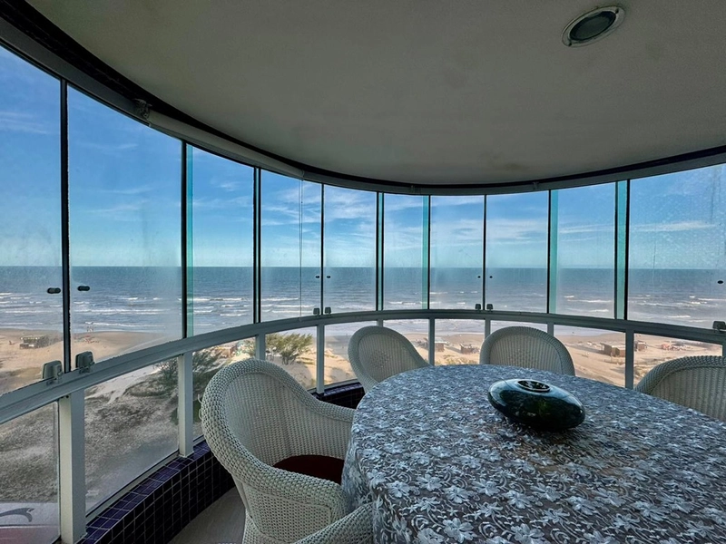 Apartamento com 4 dormitórios na beira mar em Capão da Canoa: 26ª foto da galeria de imagens do imóvel