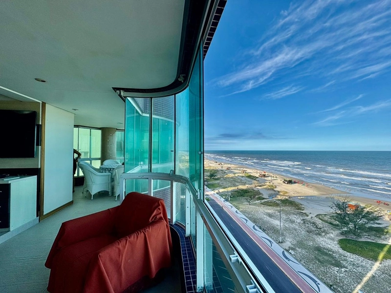 Apartamento com 4 dormitórios na beira mar em Capão da Canoa: 21ª foto da galeria de imagens do imóvel