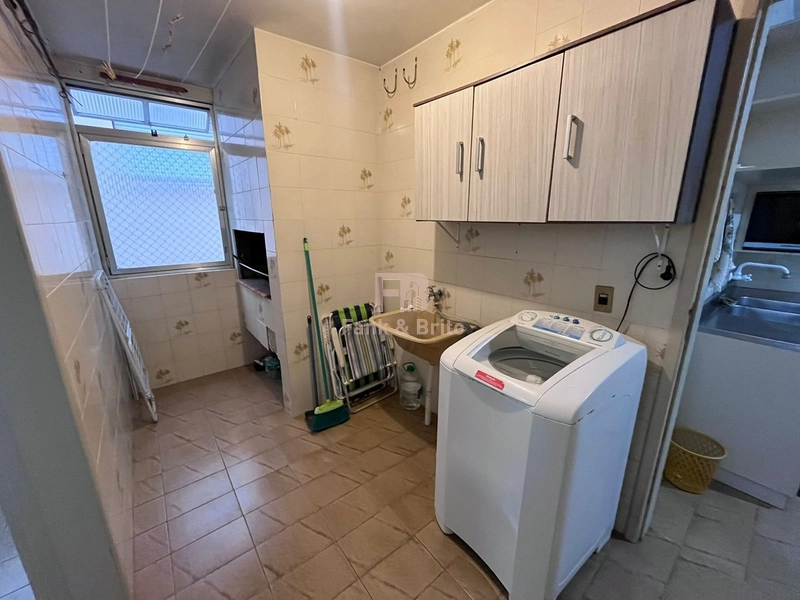 Apartamento de frente, mobiliado, junto a Praça dos Camelôs: 20ª foto da galeria de imagens do imóvel