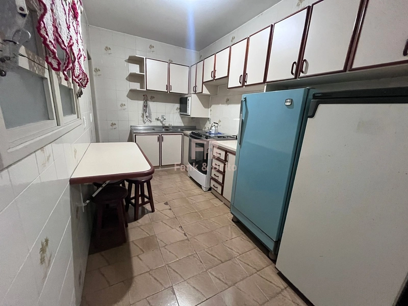 Apartamento de frente, mobiliado, junto a Praça dos Camelôs: 11ª foto da galeria de imagens do imóvel