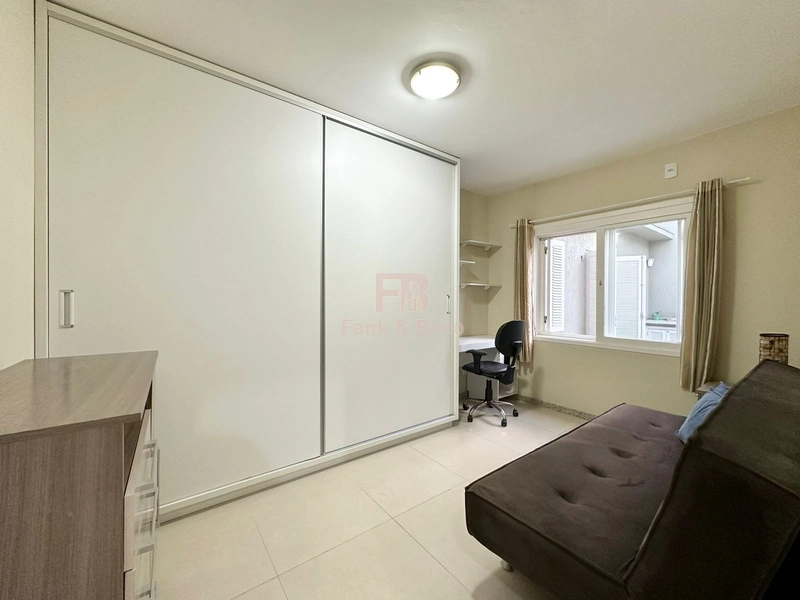 CASA A VENDA EM CAPÃO NOVO: 27ª foto da galeria de imagens do imóvel