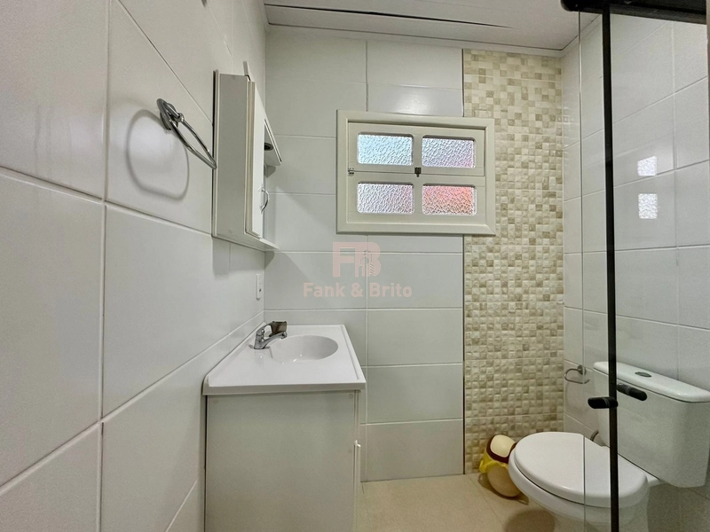 CASA A VENDA EM CAPÃO NOVO: 23ª foto da galeria de imagens do imóvel