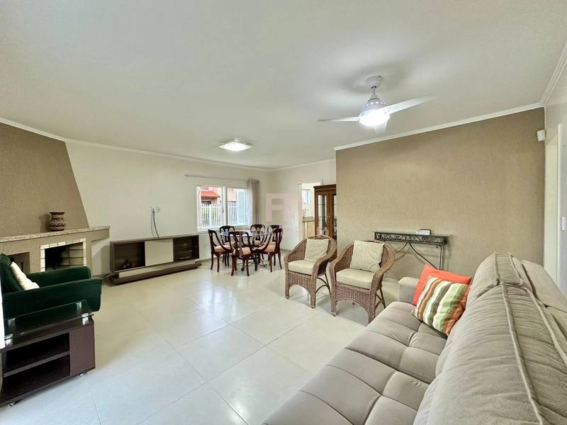 CASA A VENDA EM CAPÃO NOVO: 12ª foto da galeria de imagens do imóvel