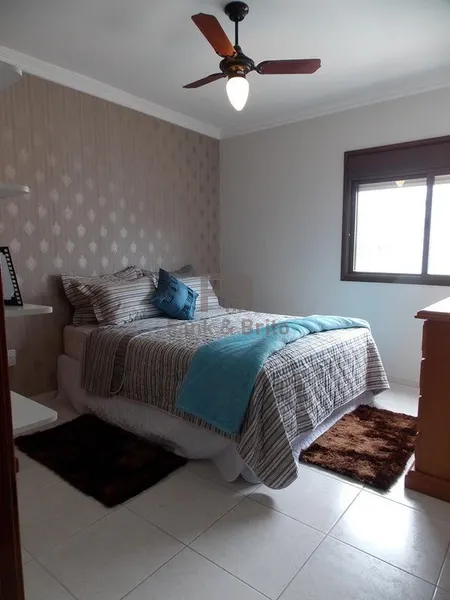 DOIS DORMITÓRIOS MOBILIADO UMA QUADRA DO MAR: 7ª foto da galeria de imagens do imóvel