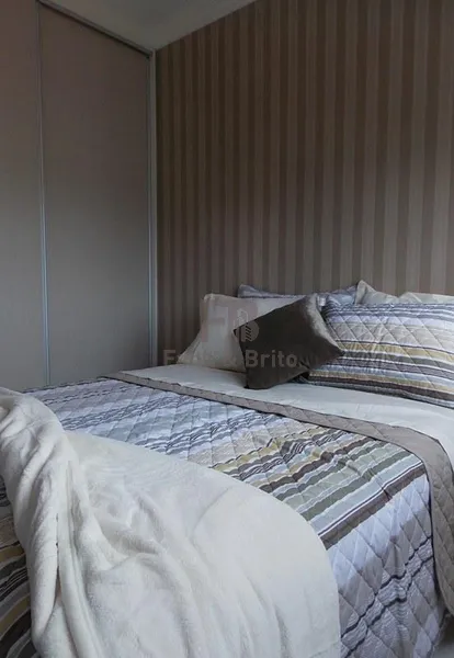 DOIS DORMITÓRIOS MOBILIADO UMA QUADRA DO MAR: 9ª foto da galeria de imagens do imóvel