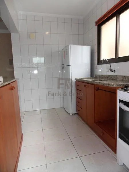 DOIS DORMITÓRIOS MOBILIADO UMA QUADRA DO MAR: 16ª foto da galeria de imagens do imóvel