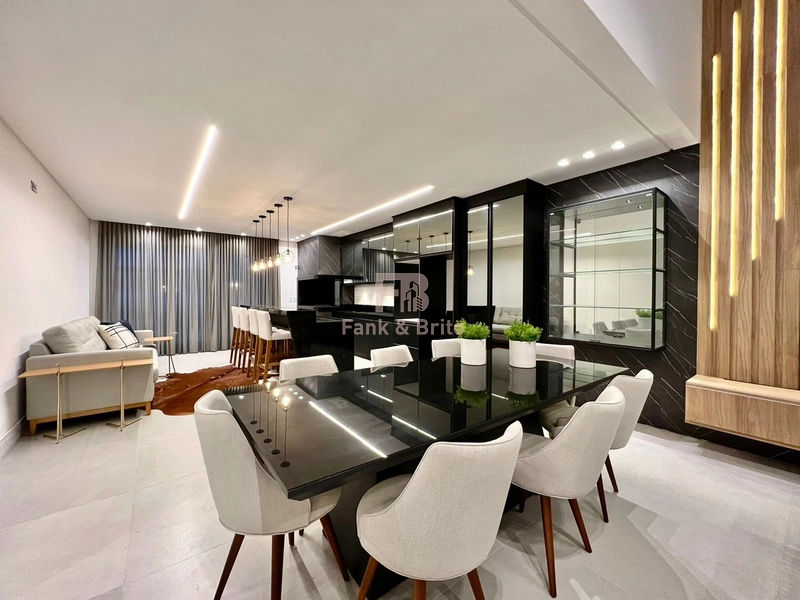 Elegância e conforto: 34ª foto da galeria de imagens do imóvel