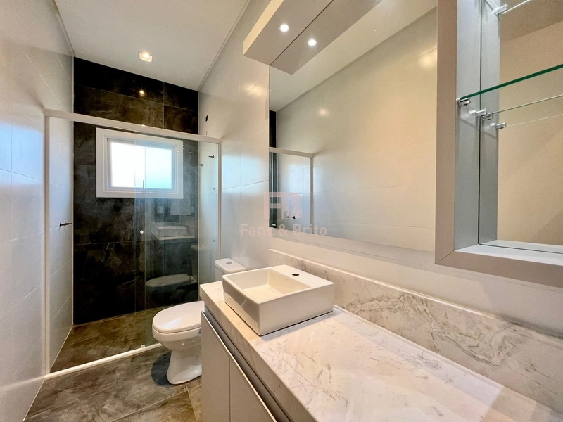 Elegância e conforto: 15ª foto da galeria de imagens do imóvel