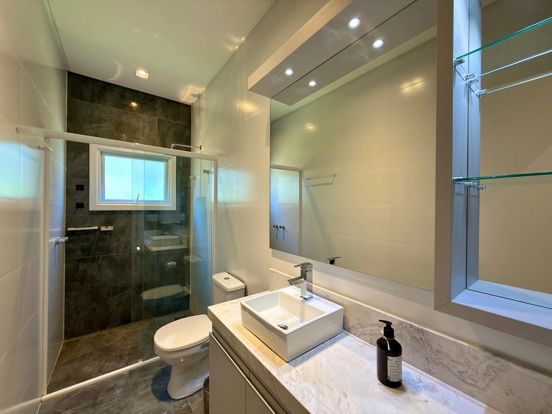 Elegância e conforto: 35ª foto da galeria de imagens do imóvel