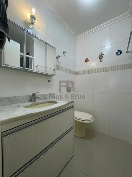 VENDE APARTAMENTO TRÊS DORMITÓRIOS NO CENTRO: 7ª foto da galeria de imagens do imóvel