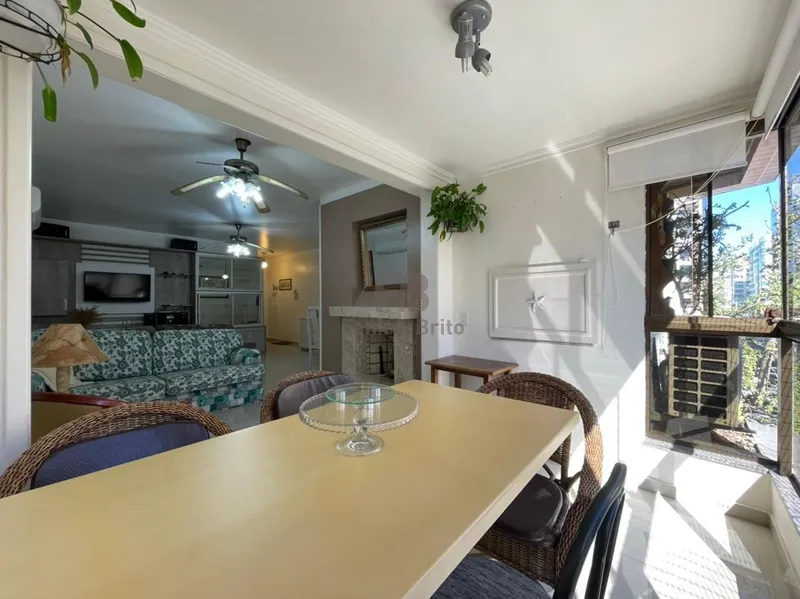 VENDE APARTAMENTO TRÊS DORMITÓRIOS NO CENTRO: 17ª foto da galeria de imagens do imóvel