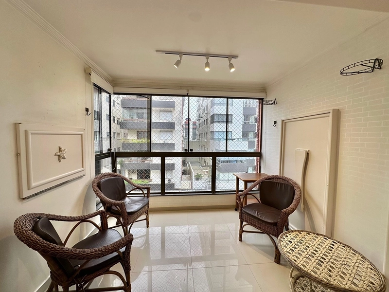 VENDE APARTAMENTO TRÊS DORMITÓRIOS NO CENTRO: 7ª foto da galeria de imagens do imóvel