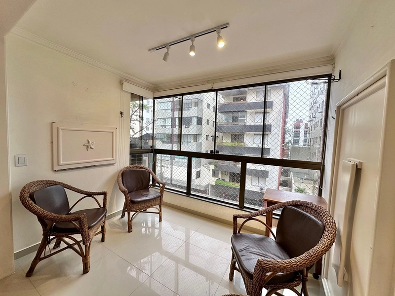 VENDE APARTAMENTO TRÊS DORMITÓRIOS NO CENTRO: 2ª foto da galeria de imagens do imóvel