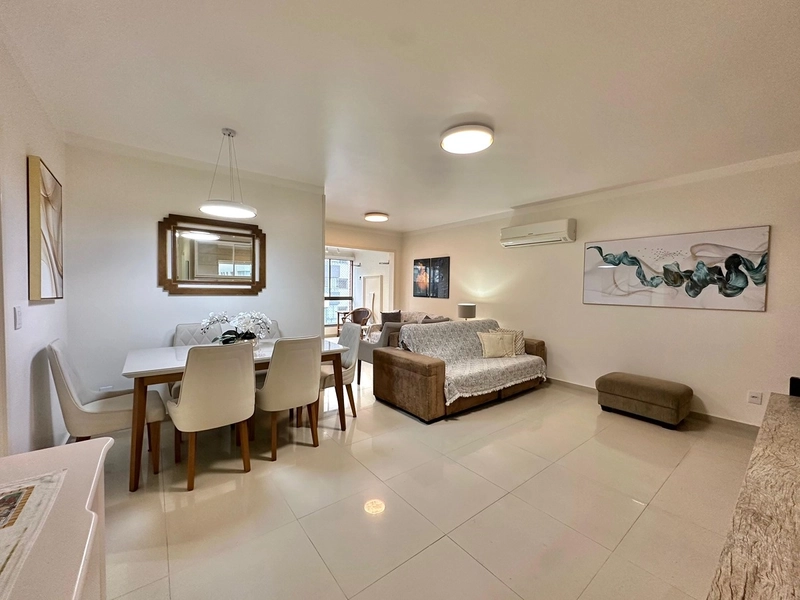 VENDE APARTAMENTO TRÊS DORMITÓRIOS NO CENTRO: 15ª foto da galeria de imagens do imóvel