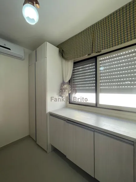 VENDE APARTAMENTO TRÊS DORMITÓRIOS NO CENTRO: 1ª foto da galeria de imagens do imóvel
