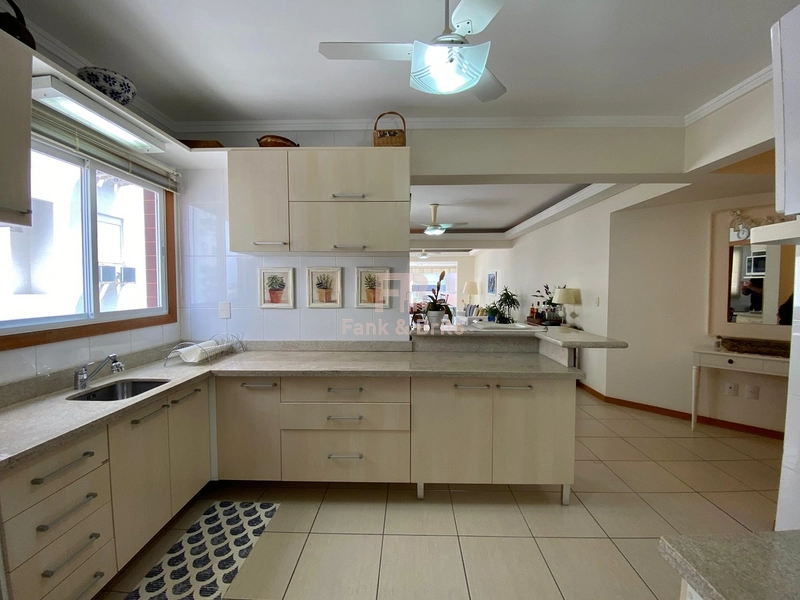 FRENTE UBIRAJARA.: 18ª foto da galeria de imagens do imóvel