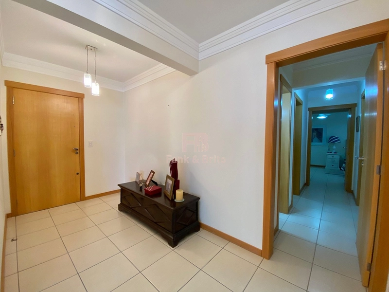 FRENTE UBIRAJARA.: 20ª foto da galeria de imagens do imóvel