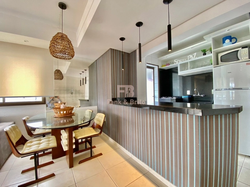 Sacada de frente para Avenida: 5ª foto da galeria de imagens do imóvel