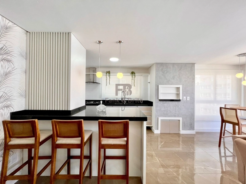 APARTAMENTO A VENDA A DUAS QUADRAS DO MAR: 18ª foto da galeria de imagens do imóvel