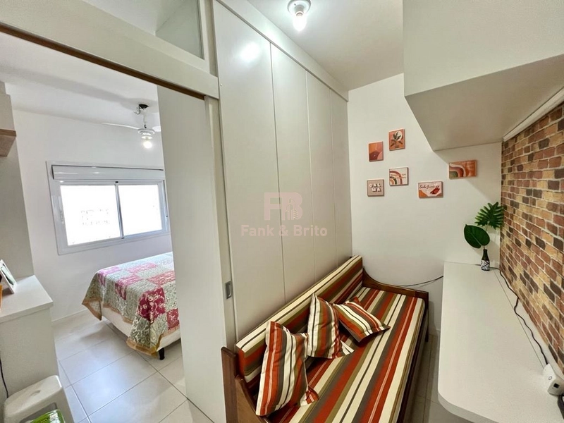 Sacada de frente com vista mar: 21ª foto da galeria de imagens do imóvel