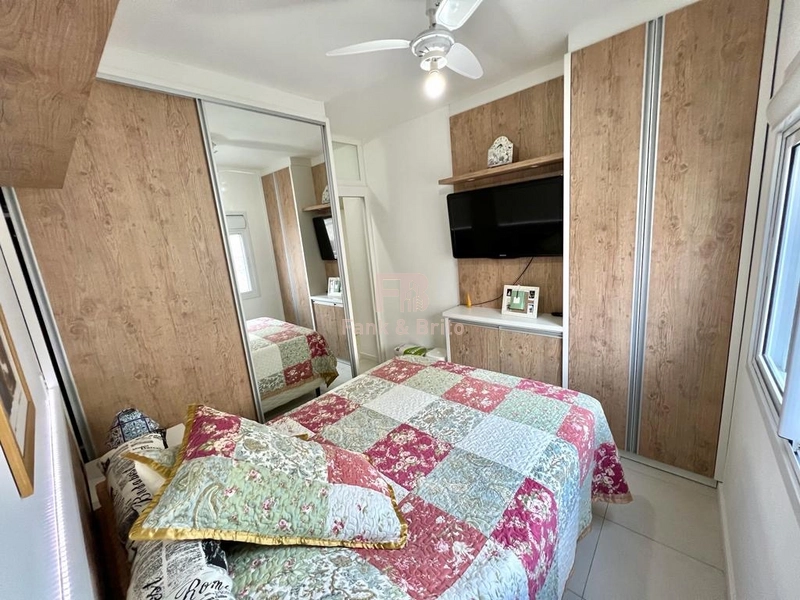 Sacada de frente com vista mar: 25ª foto da galeria de imagens do imóvel