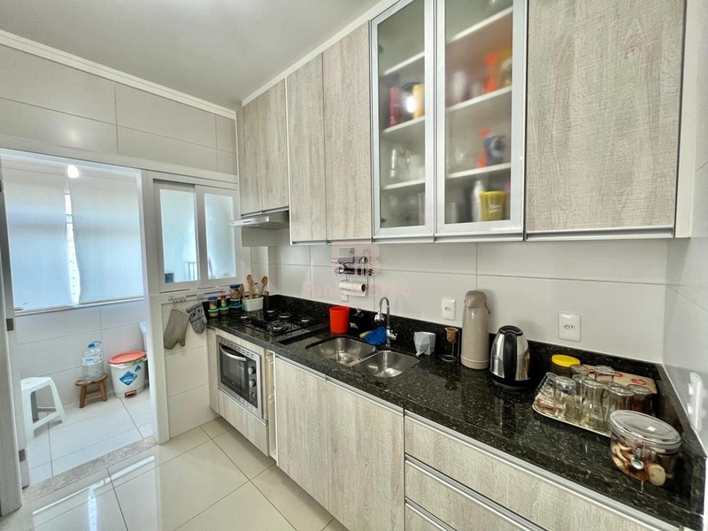 Sacada de frente com vista mar: 11ª foto da galeria de imagens do imóvel