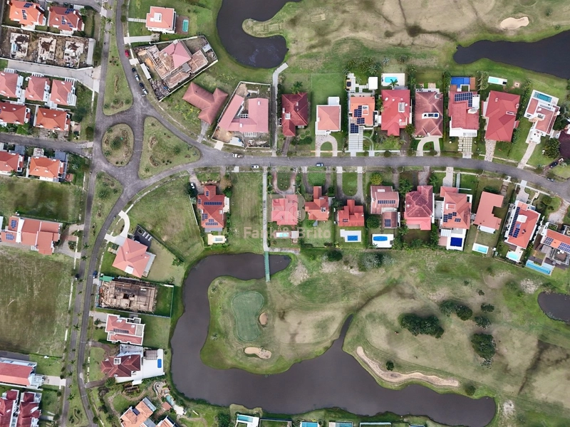 CASA A VENDA EM CONDOMÍNIO FECHADO: 30ª foto da galeria de imagens do imóvel