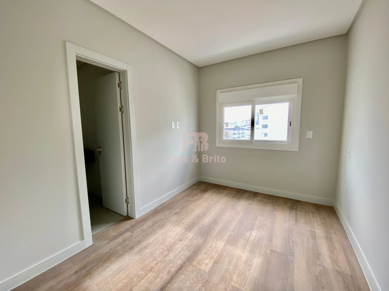 Apartamento com 3 dormitórios à venda em Capão da Canoa.: 10ª foto da galeria de imagens do imóvel